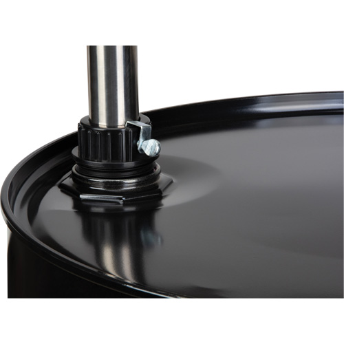 Pompes &agrave; barils de type &agrave; tirer, Pour 55 gal., 22 oz/course We Share Industrial Supply