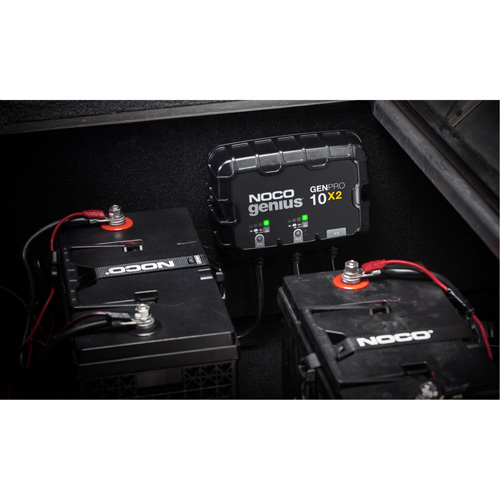 Chargeur de batterie embarqu&eacute; &agrave; 2 sorties de 20 amp&egrave;res GenPro10X2 Genius We Share Industrial Supply