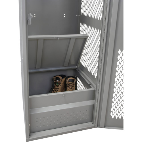 Casier pour &eacute;quipement avec porte, Acier, 24" la x 18" p x 72" h, Gris We Share Industrial Supply