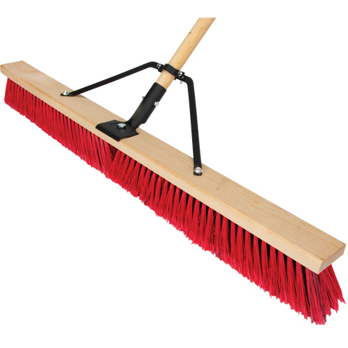 Balai-brosse &agrave; manche renforc&eacute;, 36", Moyen, Soies PVC We Share Industrial Supply
