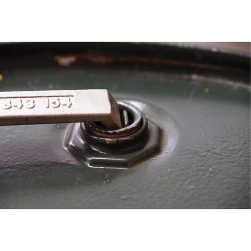 Cl&eacute; pour baril, Ouverture de 3/4"/2", Poign&eacute;e 9-1/2", Acier inoxydable We Share Industrial Supply