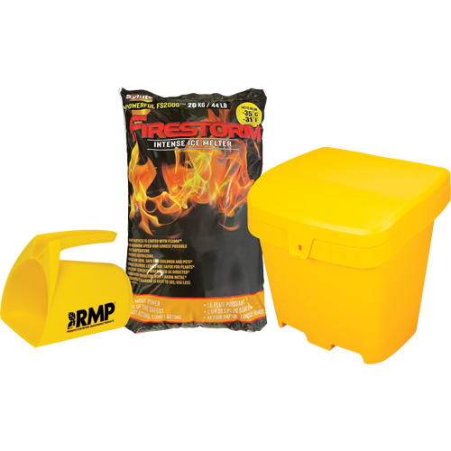 Ensemble de produit de d&eacute;glaçage intense Firestorm avec 56 sacs, Sac, 44 lb (20 kg), Point de fonte -32°C (-25°F) We Share Industrial Supply