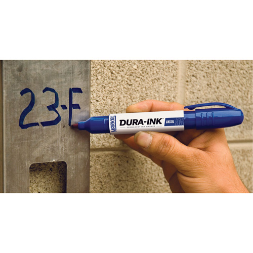Marqueur Dura-Ink no 55, Bleu, Pointe Ciseau We Share Industrial Supply