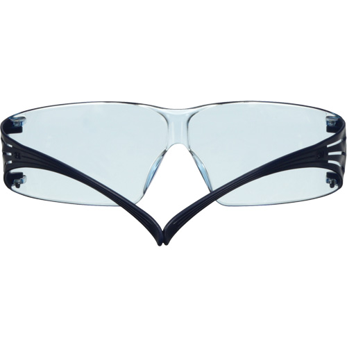 Lunettes de s&eacute;curit&eacute; SecureFit s&eacute;rie 200, Lentille Bleu, Antibu&eacute;e/Anti-&eacute;gratignures, ANSI Z87+/R&eacute;pond ou surpasse la norme CSA Z94.3 We Share Industrial Supply