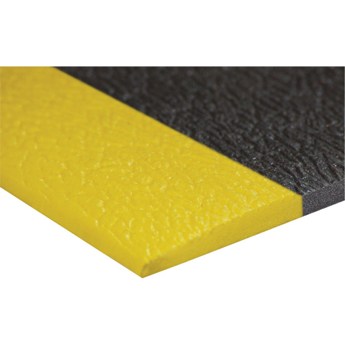 Tapis antifatigue Airsoft, Rugueux, 3' x 5' x 3/8", Noir/Jaune, &eacute;ponge en PVC We Share Industrial Supply