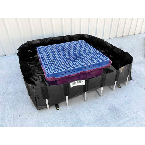Berme de confinement des d&eacute;versements Ultra-IBC Berm, Capacit&eacute; 400 gal. US, 6' la x 6' lo x 18" h, Support en L We Share Industrial Supply