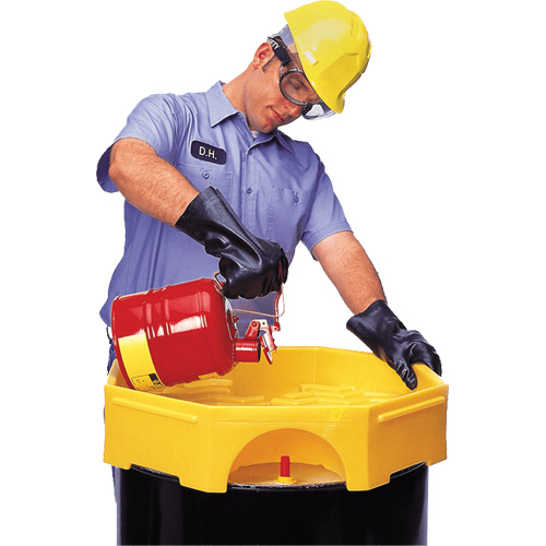 Bung Access Ultra-Drum Funnel avec bec verseur We Share Industrial Supply