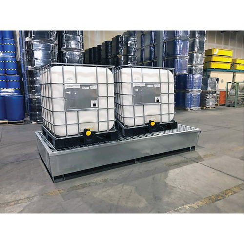 Ultra-Twin IBC Spill Pallet en acier, Capacit&eacute; de d&eacute;versement 370 gal. US, 103,8" x 26,8" x 51,1" We Share Industrial Supply