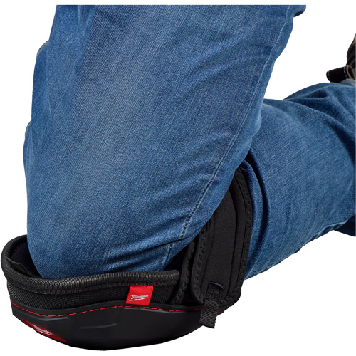 High-Mobility Knee Pad, Hook and Loop Style, Plastic Caps, Foam Pads We Share Industrial Supply