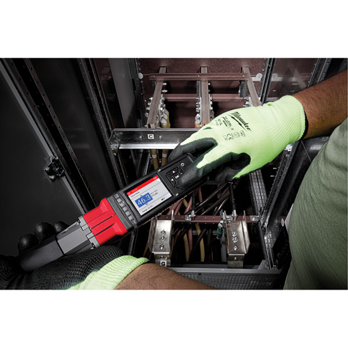 Cl&eacute; dynamom&eacute;trique M12 Fuel avec One-Key, &eacute;lectronique, Entraînement 3/8" carr&eacute;, 10 - 100 lb-pi We Share Industrial Supply