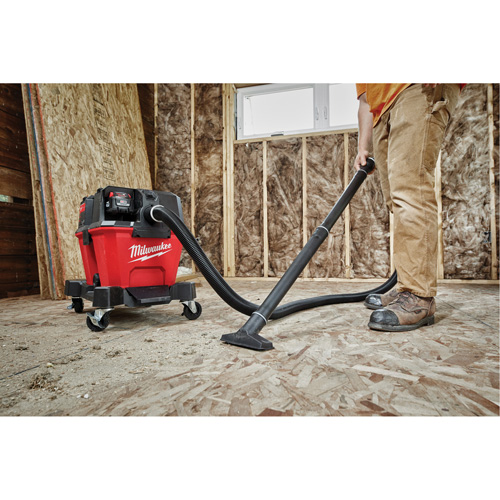 Aspirateur sec/humide sans fil M18 Fuel, 18 V, Capacit&eacute; 6 gal. We Share Industrial Supply