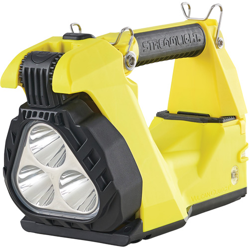 Lanterne multifonctionnelle Vulcan Clutch, DEL, 1700 lumens, 6,5 hres de fonctionnement, piles Rechargeable, Compris We Share Industrial Supply