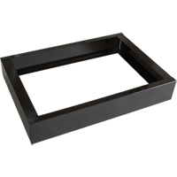 Base encastr&eacute;e pour casiers robustes enti&egrave;rement soud&eacute;e Concorde, 2 Blocs, 4" lo x 24" la x 17" p, Noir, Acier We Share Industrial Supply