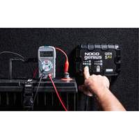 Chargeur de batterie embarqu&eacute; &agrave; 2 sorties de 10 amp&egrave;res Gen5X2 Genius We Share Industrial Supply