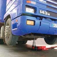 4-Stage Jack, 17 Ton(s)/28 Ton(s)/55 Ton(s)/88 Ton(s), Air Hydraulic We Share Industrial Supply
