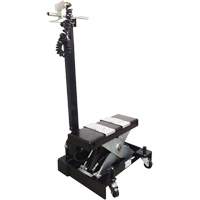 Cric de service de plancher &agrave; profil bas, 12 tonne(s) Capacit&eacute;, 7-1/2" Abaiss&eacute;e, 15" &eacute;lev&eacute;e, Air comprim&eacute;/hydraulique We Share Industrial Supply
