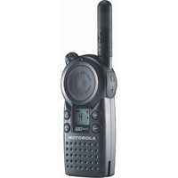 Radio bidirectionnelle commerciales s&eacute;rie CLS, Bande UHF, 4 canaux, Port&eacute;e 200 000 pi² We Share Industrial Supply