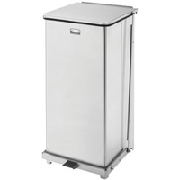 Corbeille &agrave; p&eacute;dale carr&eacute;e avec doublure Defenders, Acier inoxydable, Capacit&eacute; 13 gal. US We Share Industrial Supply