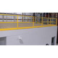 Barri&egrave;re de s&eacute;curit&eacute; pour mezzanine, 68-1/2" lo x 42" ha, 80-1/16" &eacute;lev&eacute;e, Jaune We Share Industrial Supply