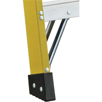 6600 Series Industrial Heavy-Duty 2-Way Stepladders, Fibreglass, 300 lbs. Capacity, 6' We Share Industrial Supply