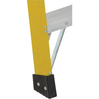 Industrial Heavy-Duty Stepladders (6900 Series), 4', Fibreglass, 300 lbs. Capacity, Type 1A We Share Industrial Supply