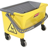 Seaux avec plaque essoreuse pour produits en microfibres, Pression vers le bas, 10,75 gal. US (43 Quart), Jaune We Share Industrial Supply