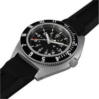 Montre Steel Navigator avec date sur ensemble bracelet en caoutchouc noir de trois morceaux, Num&eacute;rique, &agrave; piles, 41 mm, Noir We Share Industrial Supply