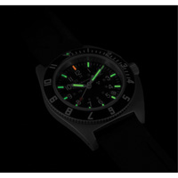 Montre Steel Navigator avec date sur ensemble bracelet en caoutchouc noir de trois morceaux, Num&eacute;rique, &agrave; piles, 41 mm, Noir We Share Industrial Supply