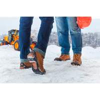 Aide &agrave; la traction tout usage, Carbure de tungst&egrave;ne, Traction Crampon, Grand We Share Industrial Supply