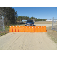 Barri&egrave;res de circulation, Rempli d'eau, 62,25 lo x 24" h, Orange We Share Industrial Supply
