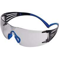 Lunettes de s&eacute;curit&eacute; SecureFit s&eacute;rie 400, Lentille Int&eacute;rieur/ext&eacute;rieur, Antibu&eacute;e/Anti-&eacute;gratignures, ANSI Z87+/R&eacute;pond ou surpasse la norme CSA Z94.3 We Share Industrial Supply