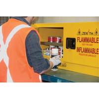 Armoire pour produits inflammables, 12 gal., 2 Porte(s), 43" La x 18" h x 18" p We Share Industrial Supply