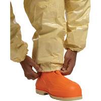 Combinaison 6000 SFR Tychem, Taille Petit, Khaki We Share Industrial Supply