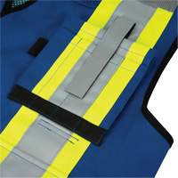 6681 Veste d'arpenteur antimicrobienne haute visibilit&eacute; avec dos en maille, Bleu royal, Petit, Polyester We Share Industrial Supply