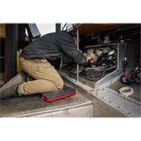 Tapis repose-genoux Packout, 18,7" lo x 13,7" la, 2,2" &eacute;pais We Share Industrial Supply