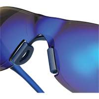 Lunettes de s&eacute;curit&eacute; Adapt Lite, Lentille Miroir bleu, Antibu&eacute;e/Anti-&eacute;gratignures, ANSI Z87+/R&eacute;pond ou surpasse la norme CSA Z94.3 We Share Industrial Supply