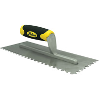 Truelles dent&eacute;es avec prise Ergo-Grip pour lapplication des adh&eacute;sifs We Share Industrial Supply