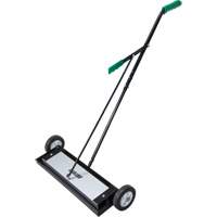 Balayeuse magn&eacute;tique &agrave; pousser, 24" la We Share Industrial Supply