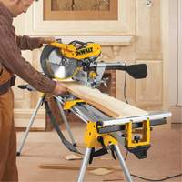 Double-Bevel Sliding Compound Mitre Saw, 12", 15 A, 120 V We Share Industrial Supply