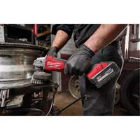 Meuleuse &agrave; frein &agrave; vitesse variable avec interrupteur &agrave; glissi&egrave;re non verrouillable M18 Fuel, 18 V, Mandrin 5"/4-1/2", Lithium-ion We Share Industrial Supply