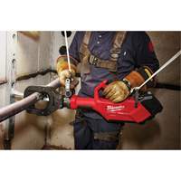 Coupe-c&acirc;ble pour c&acirc;bles souterrains de 5" M18 FORCE LOGIC avec t&eacute;l&eacute;commande sans fil We Share Industrial Supply