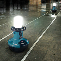 Lampe de chantier &agrave; DEL auto-redressante 40Vmax XGT (outil seulement)?, DEL, 5500 lumens We Share Industrial Supply